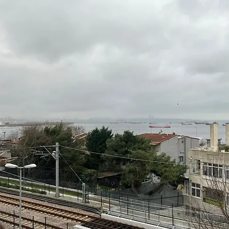 Апартаменты Historic 4br 4ba Mansion Seaview Yedikule Old Town