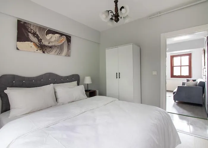 Historic 4br 4ba Mansion Seaview Yedikule Old Town